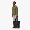 ICON TRAVEL TOTE ON BLACK OMUZ ÇANTASI
