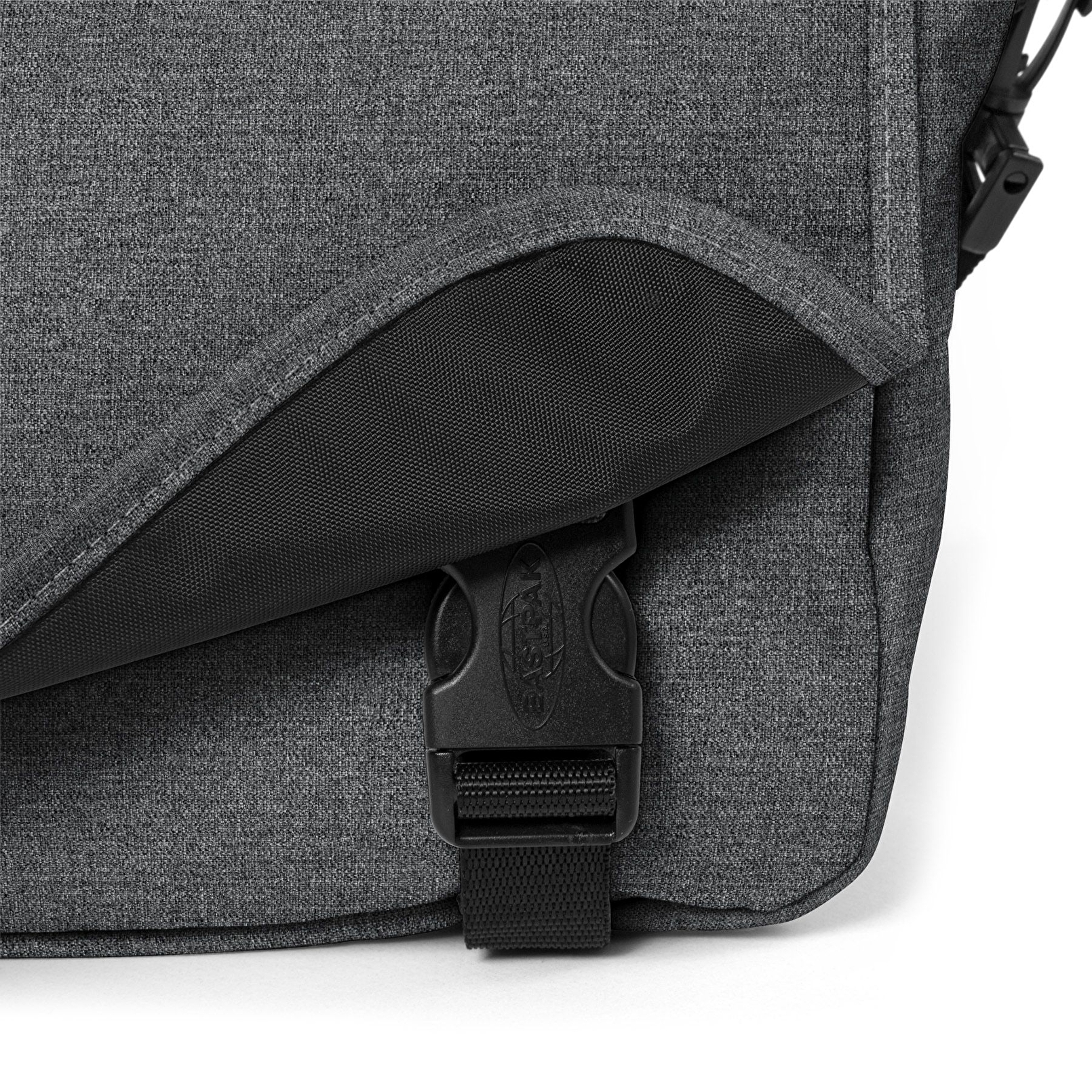 Eastpak JR BLACK DENIM POSTACI ÇANTASI