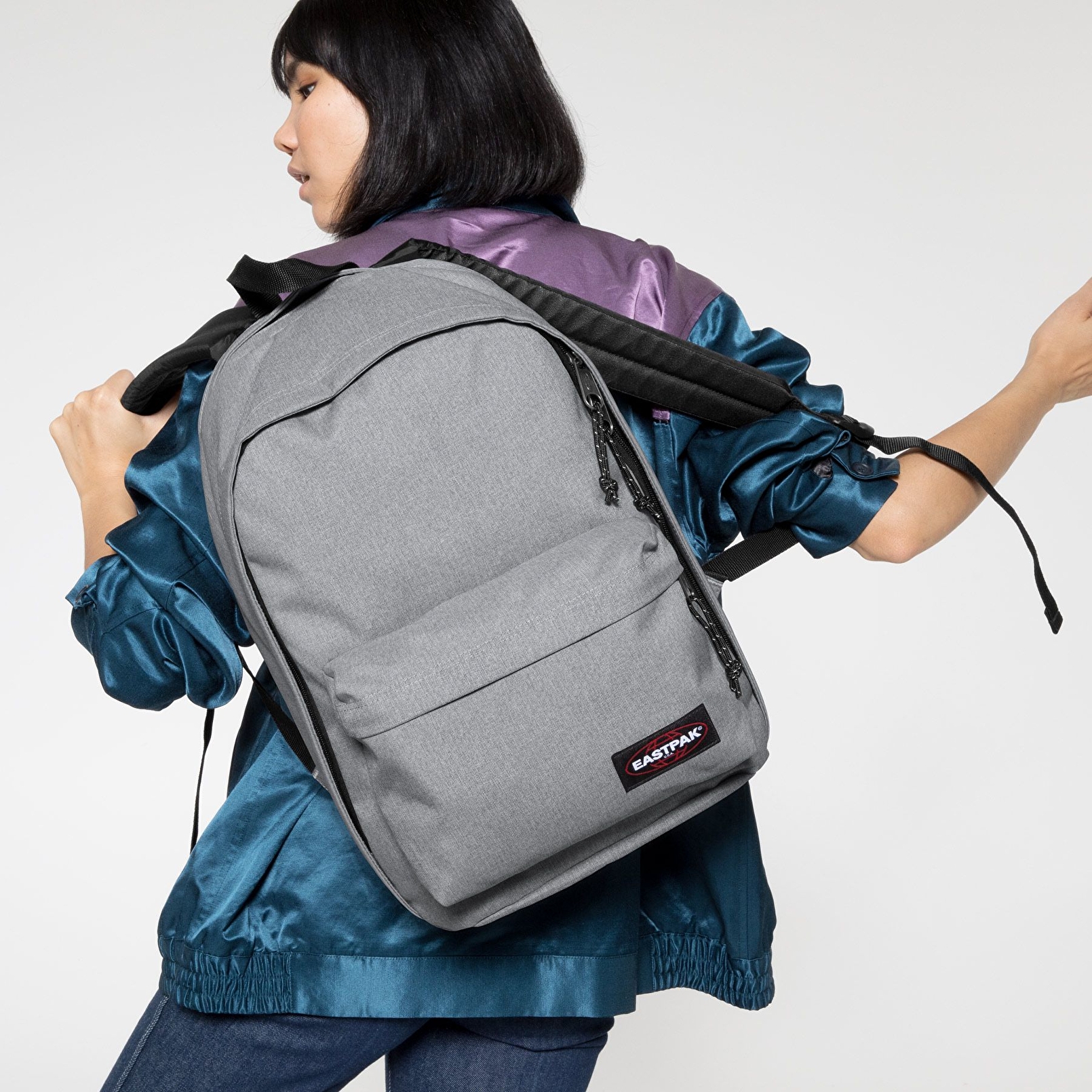 Eastpak BACK TO WORK SUNDAY GREY SIRT ÇANTASI