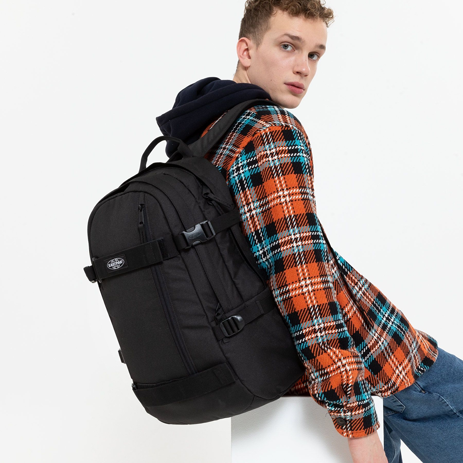 Eastpak GETTER CS MONO BLACK2 SIRT ÇANTASI