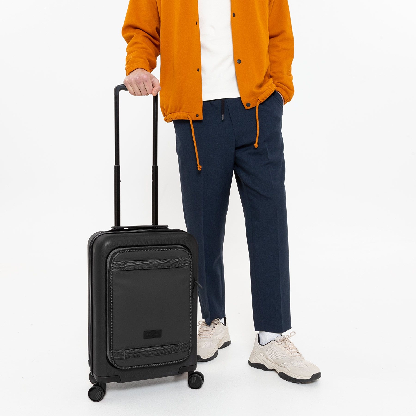 Eastpak CNNCT CASE S CNNCT COAT TEKERLEKLİ BAVUL