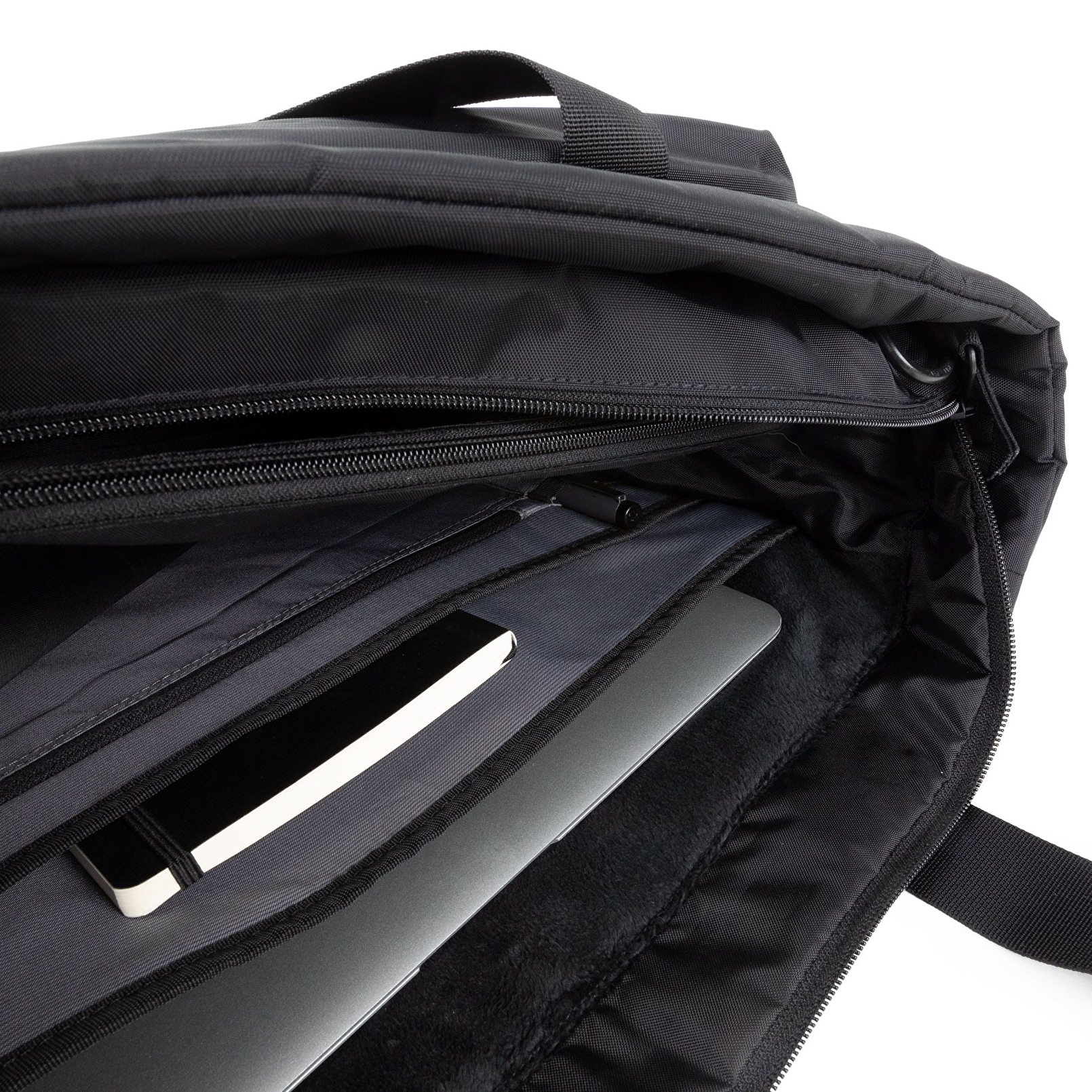 Eastpak CNNCT F SATCH CNNCT F BLACK OMUZ ÇANTASI