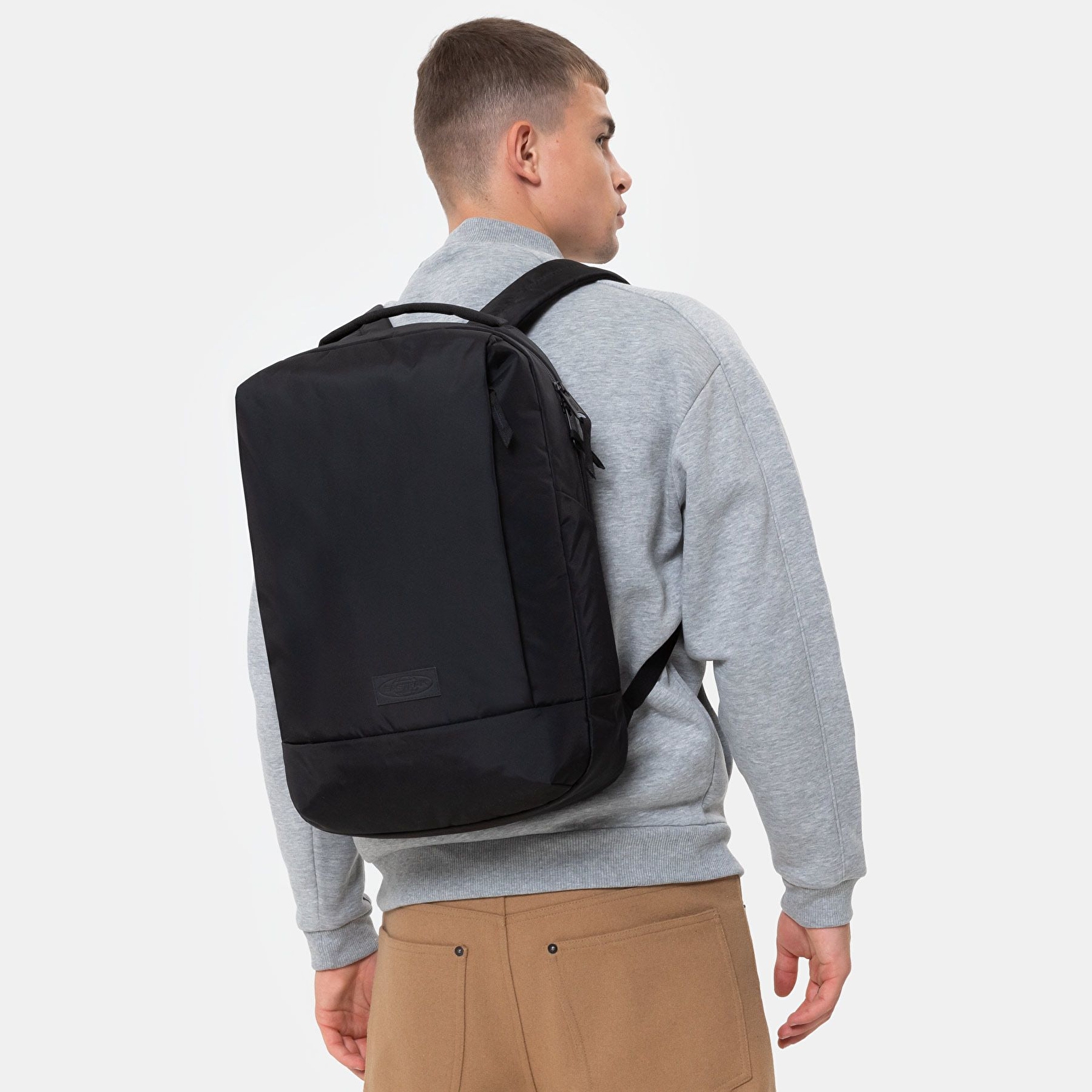 Eastpak TECUM F CNNCT F BLACK SIRT ÇANTASI