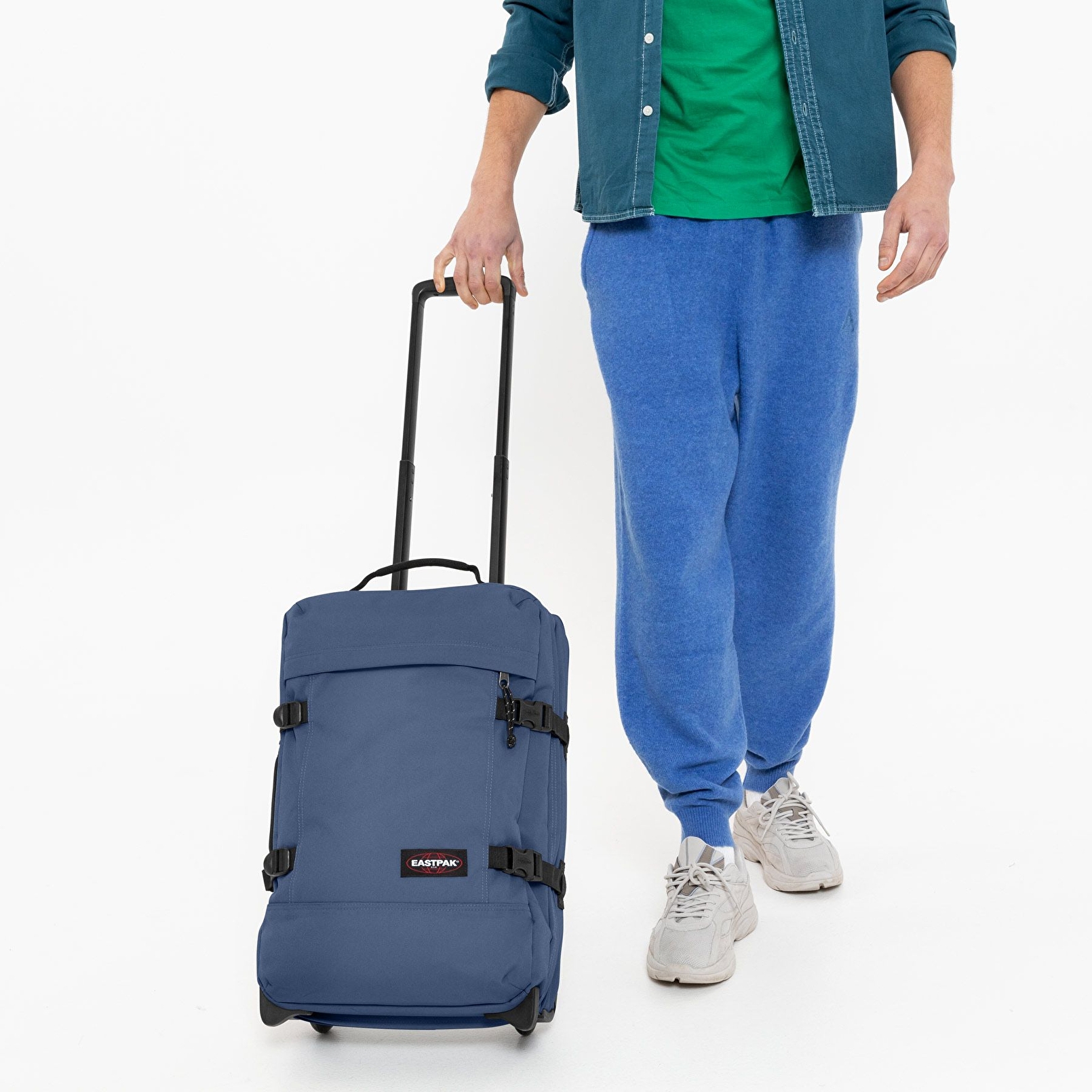 Eastpak TRANVERZ S POWDER PILOT TEKERLEKLİ VALİZ