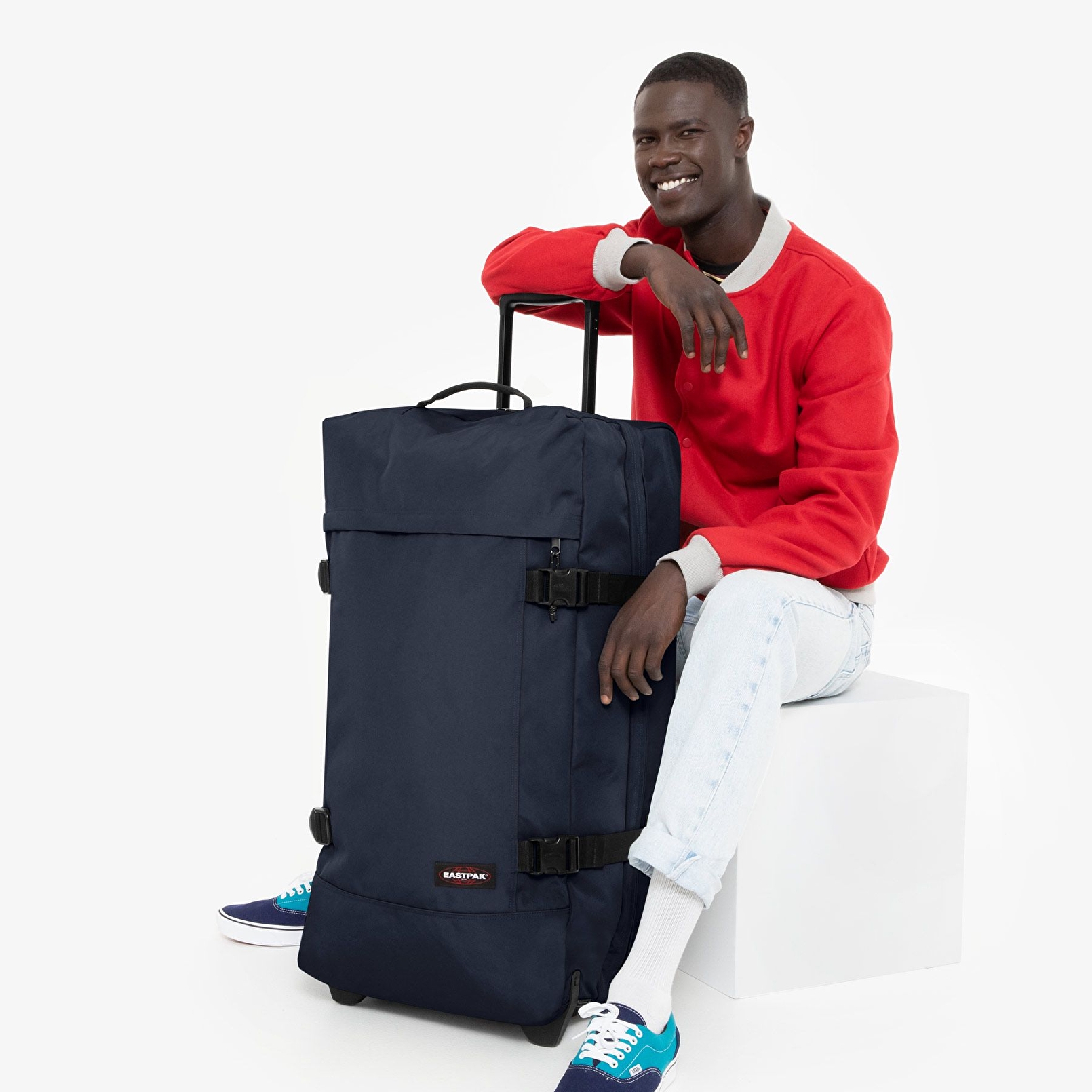 Eastpak TRANVERZ L ULTRA MARINE TEKERLEKLİ VALİZ