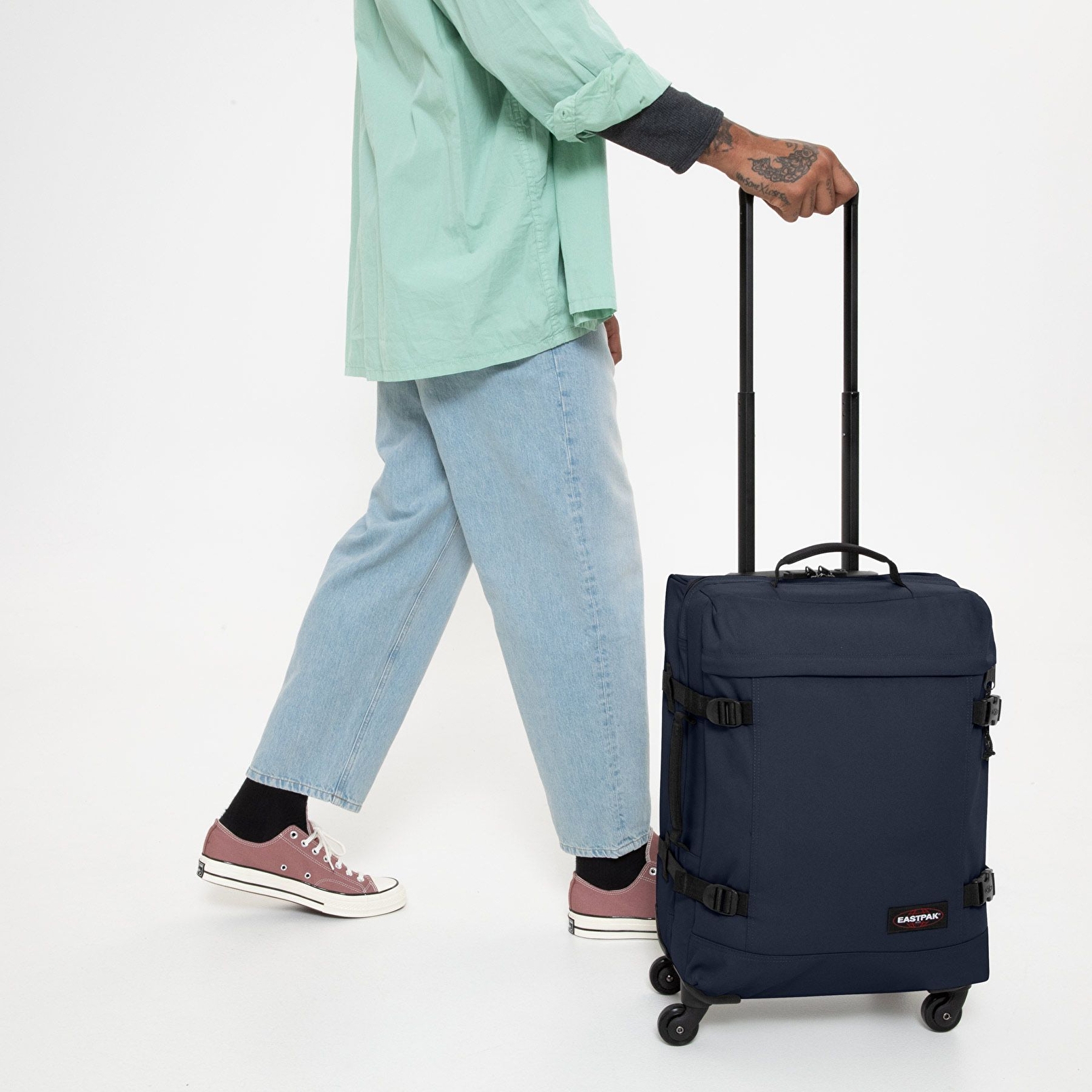 Eastpak TRANS4 S ULTRA MARINE TEKERLEKLİ BAVUL