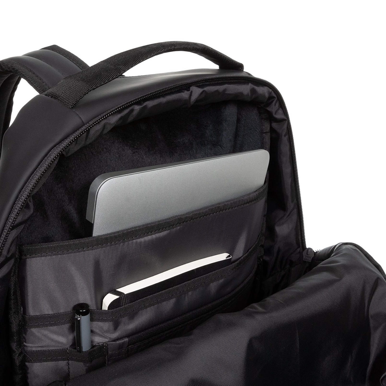 Eastpak TECUM F CNNCT F MATBLAC SIRT ÇANTASI