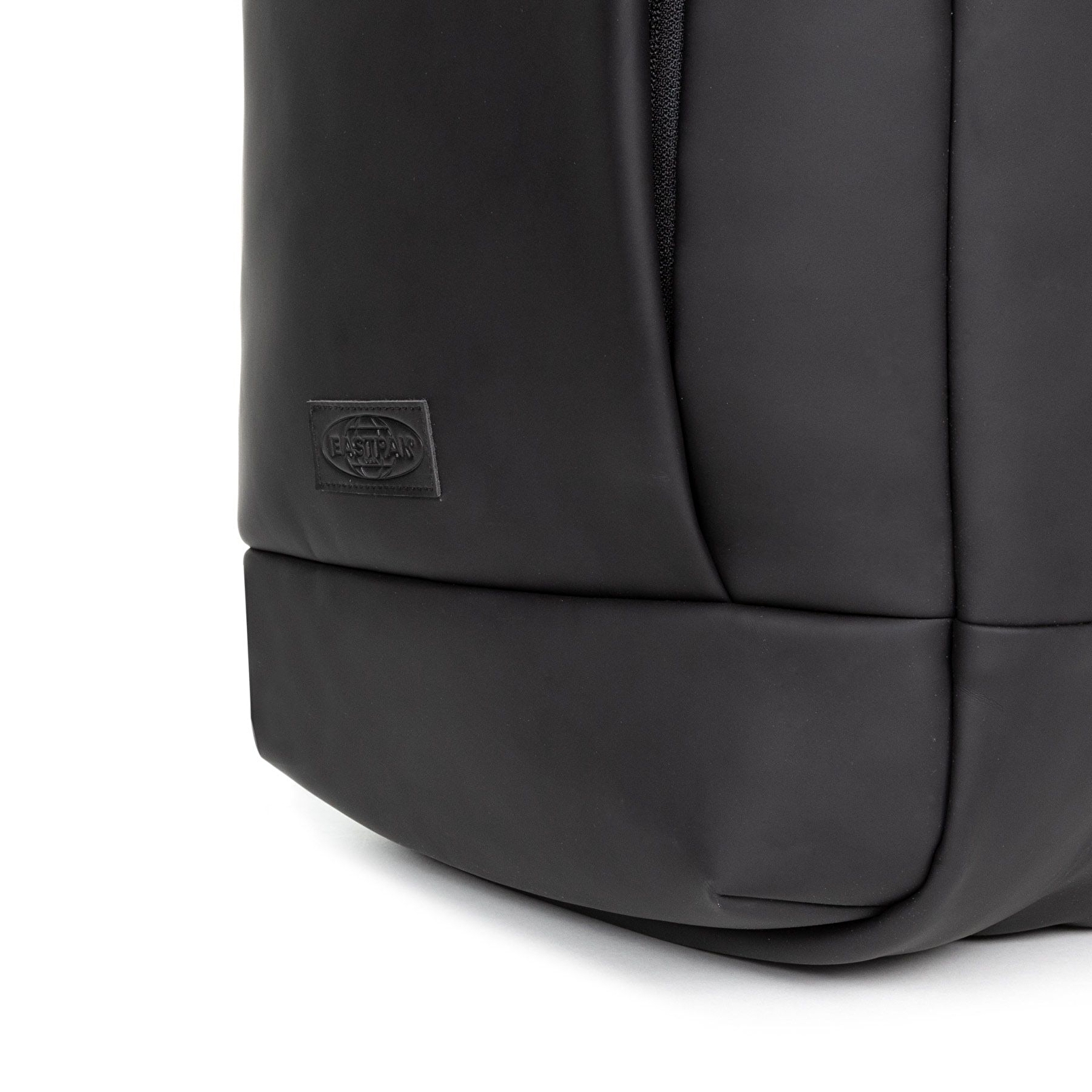 Eastpak TECUM F CNNCT F MATBLAC SIRT ÇANTASI