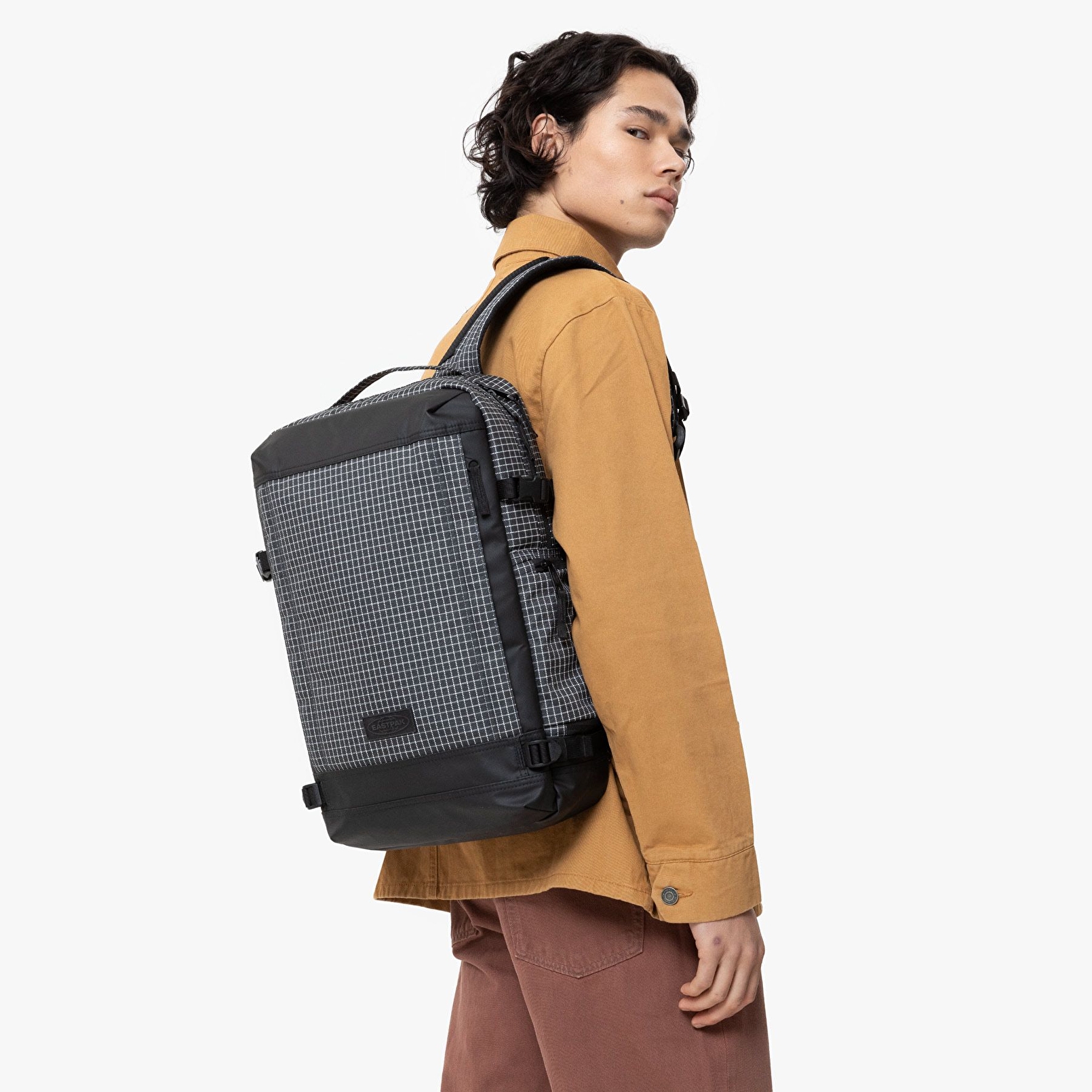 Eastpak TECUM M CNNCT RIPSTOP SIRT ÇANTASI