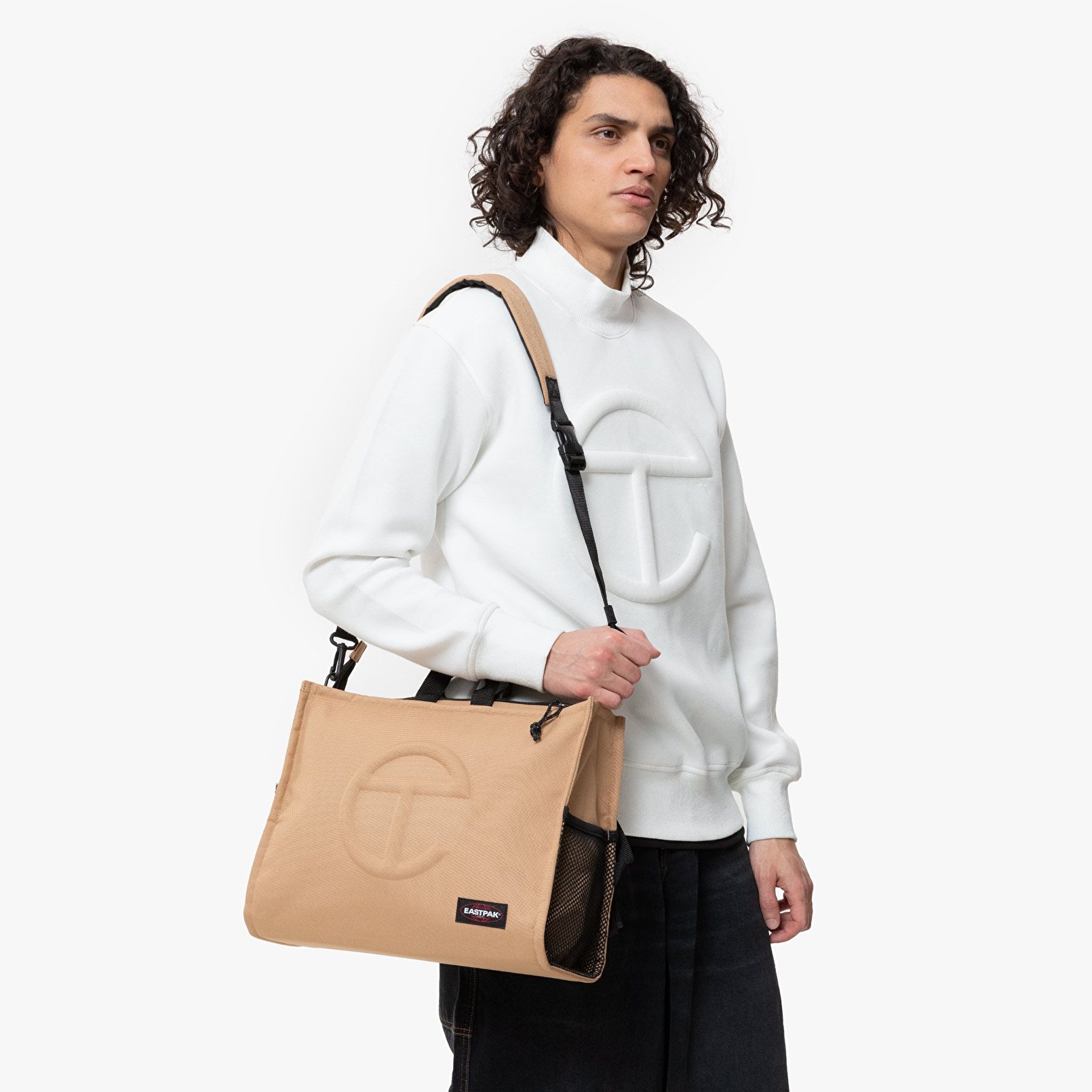 Eastpak TELFAR X EASTPAK TELFAR SHOPPER M TELFAR KHAKI OMUZ ÇANTASI