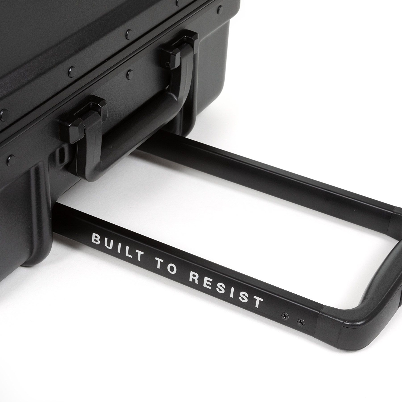 Eastpak RESIST'R CASE M BLACK TEKERLEKLİ VALİZ