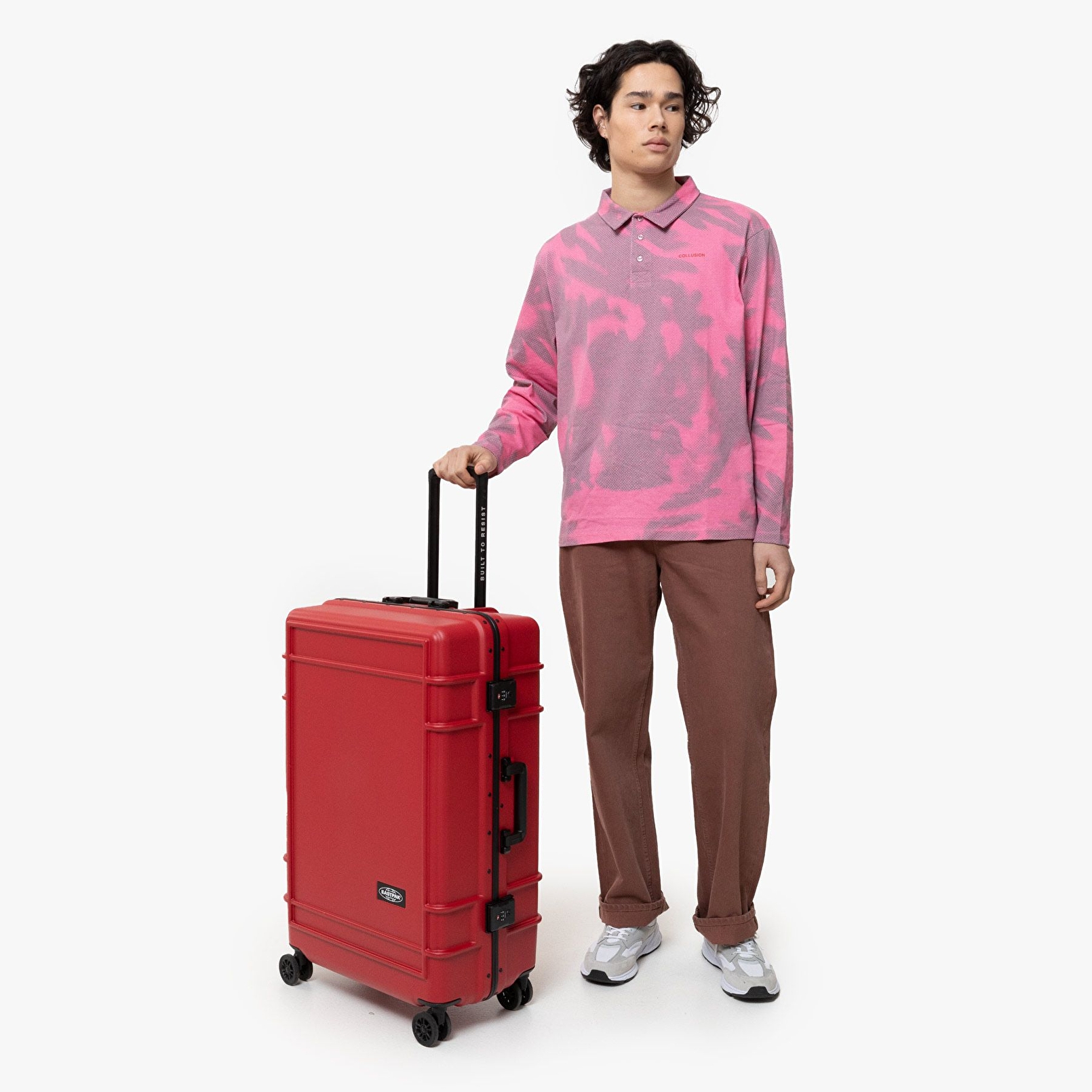 Eastpak RESIST'R CASE L FIRE RED TEKERLEKLİ VALİZ
