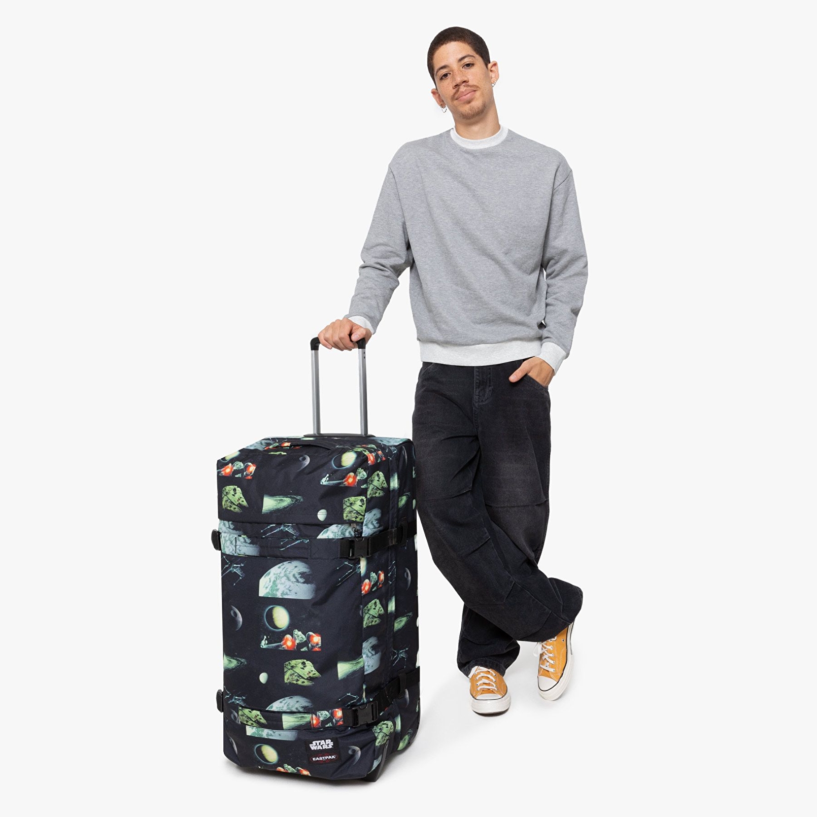 Eastpak STAR WARS X EASTPAK TRANSIT'R L SW GALAXY BLACK TEKERLEKLİ VALİZ