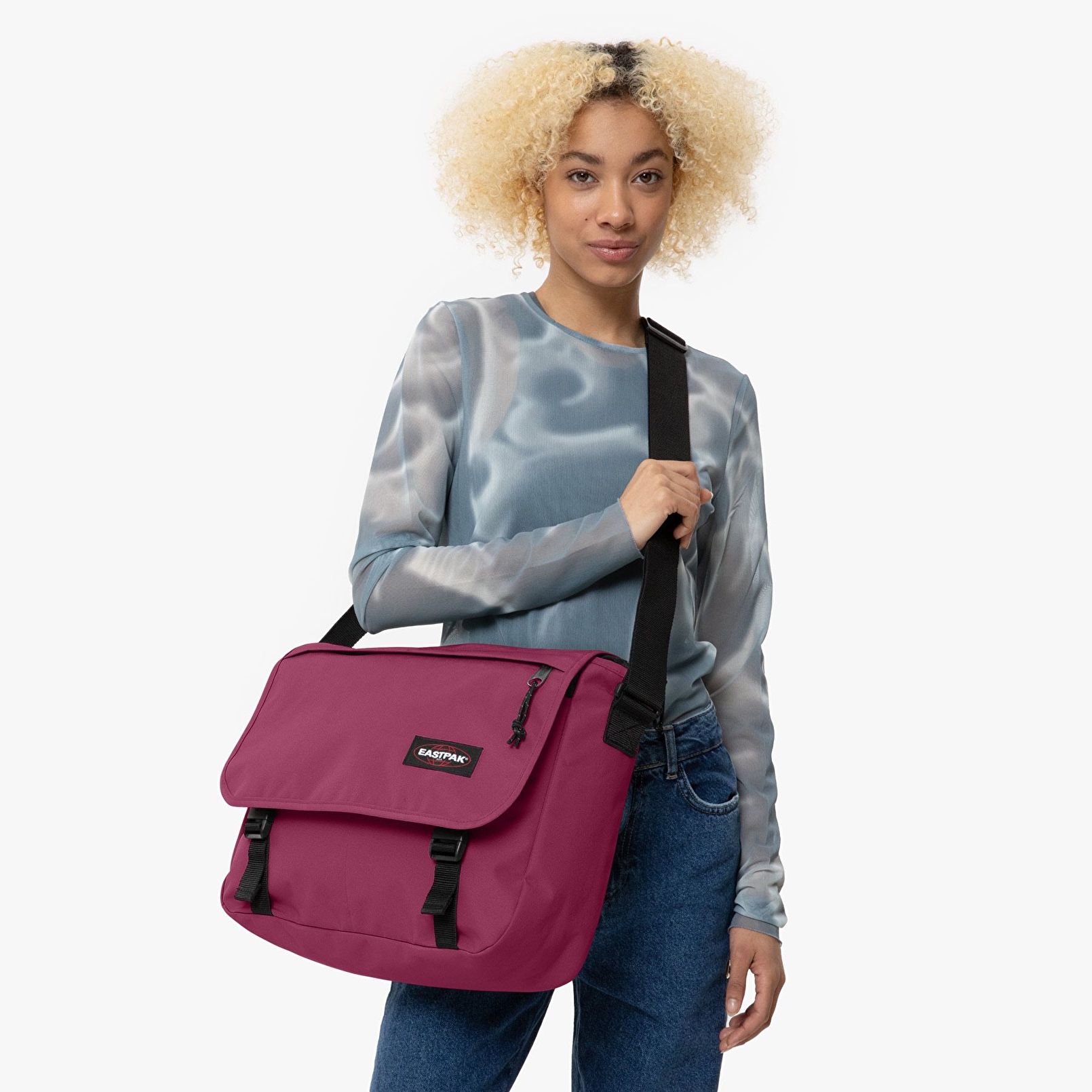 Eastpak DELEGATE + WINE BURGUNDY OMUZ ÇANTASI