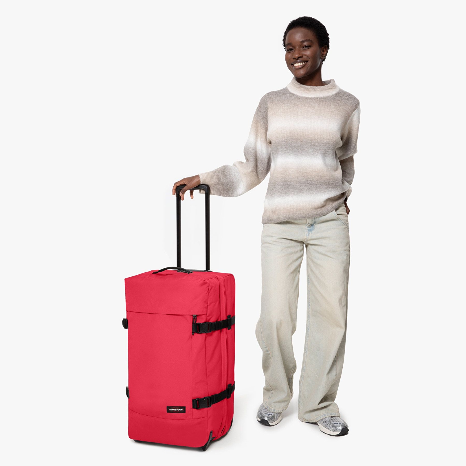 Eastpak TRANVERZ M TOMATO RED TEKERLEKLİ VALİZ