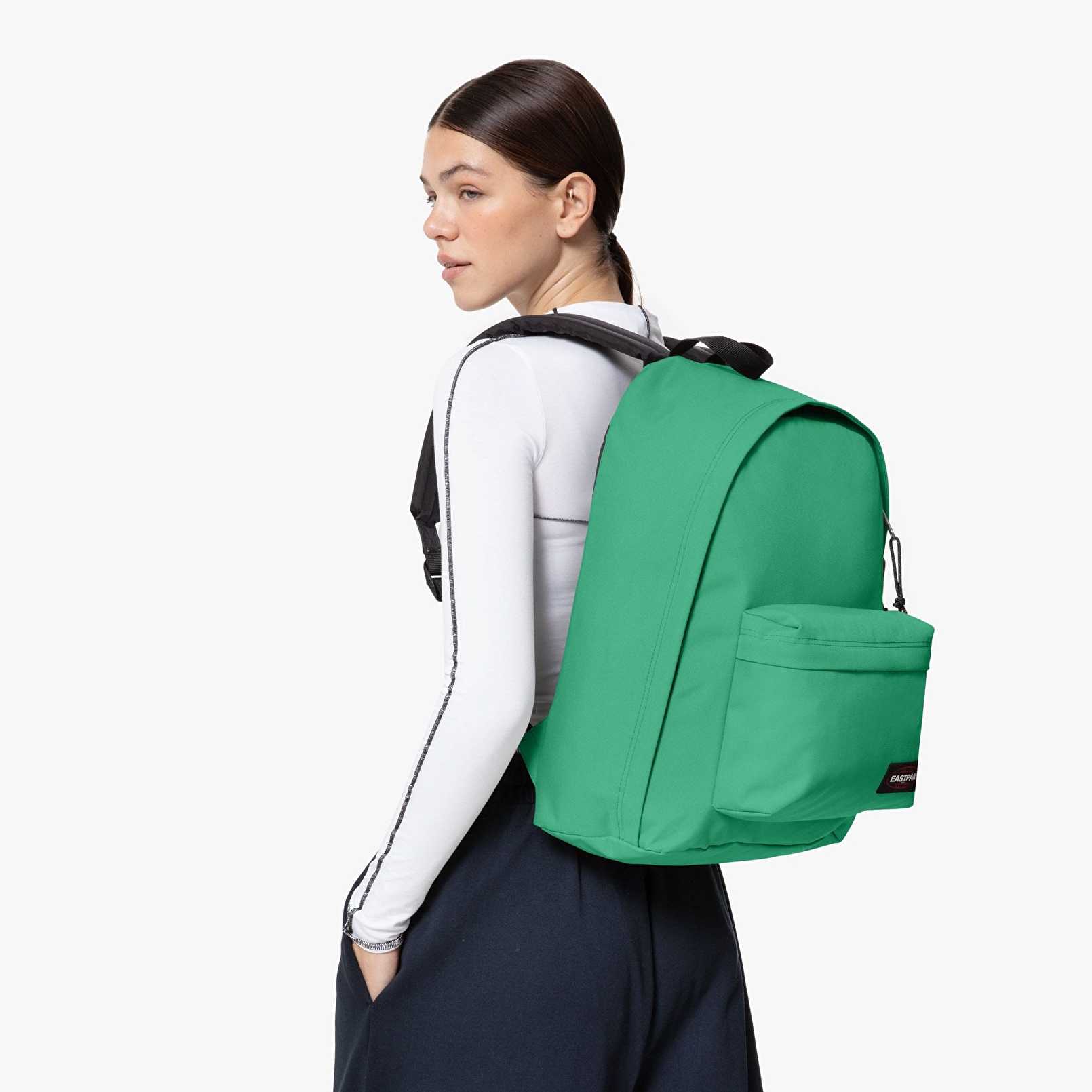 Eastpak OUT OF OFFICE GEM GREEN SIRT ÇANTASI