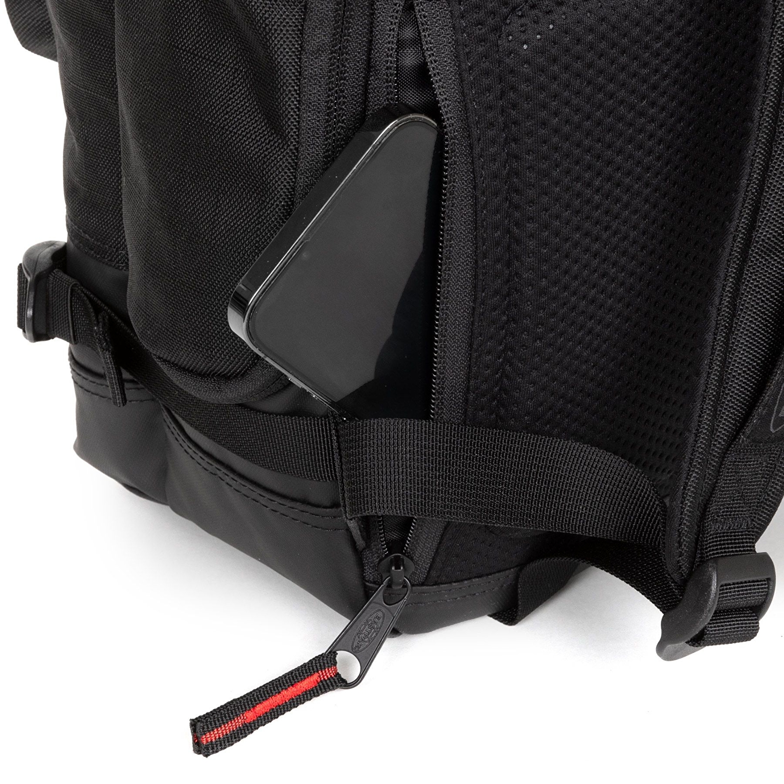 Eastpak TECUM L CNNCT RIP BLACK SIRT ÇANTASI