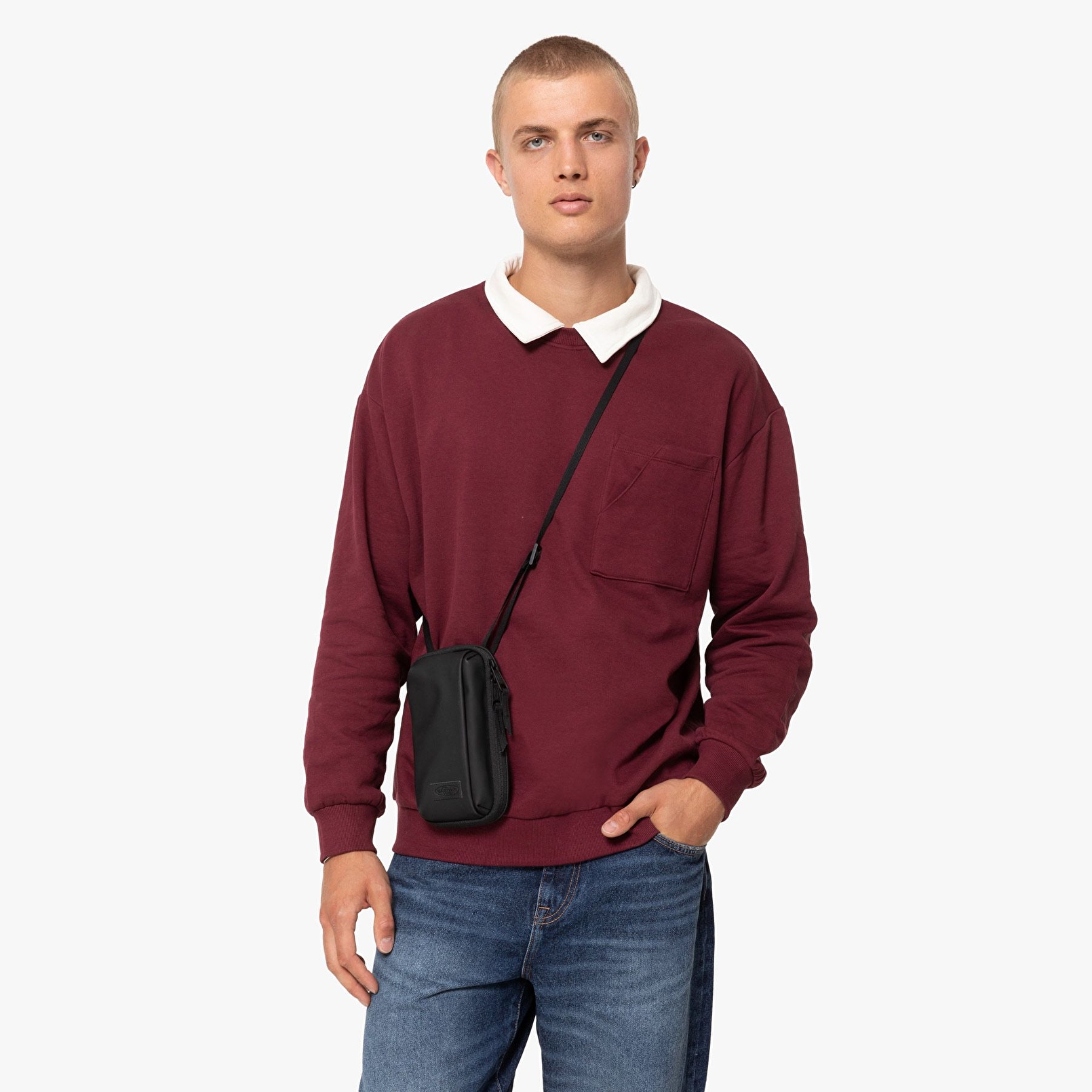 Eastpak CNNCT F POUCH CNNCT F MATTE BLACK OMUZ ÇANTASI