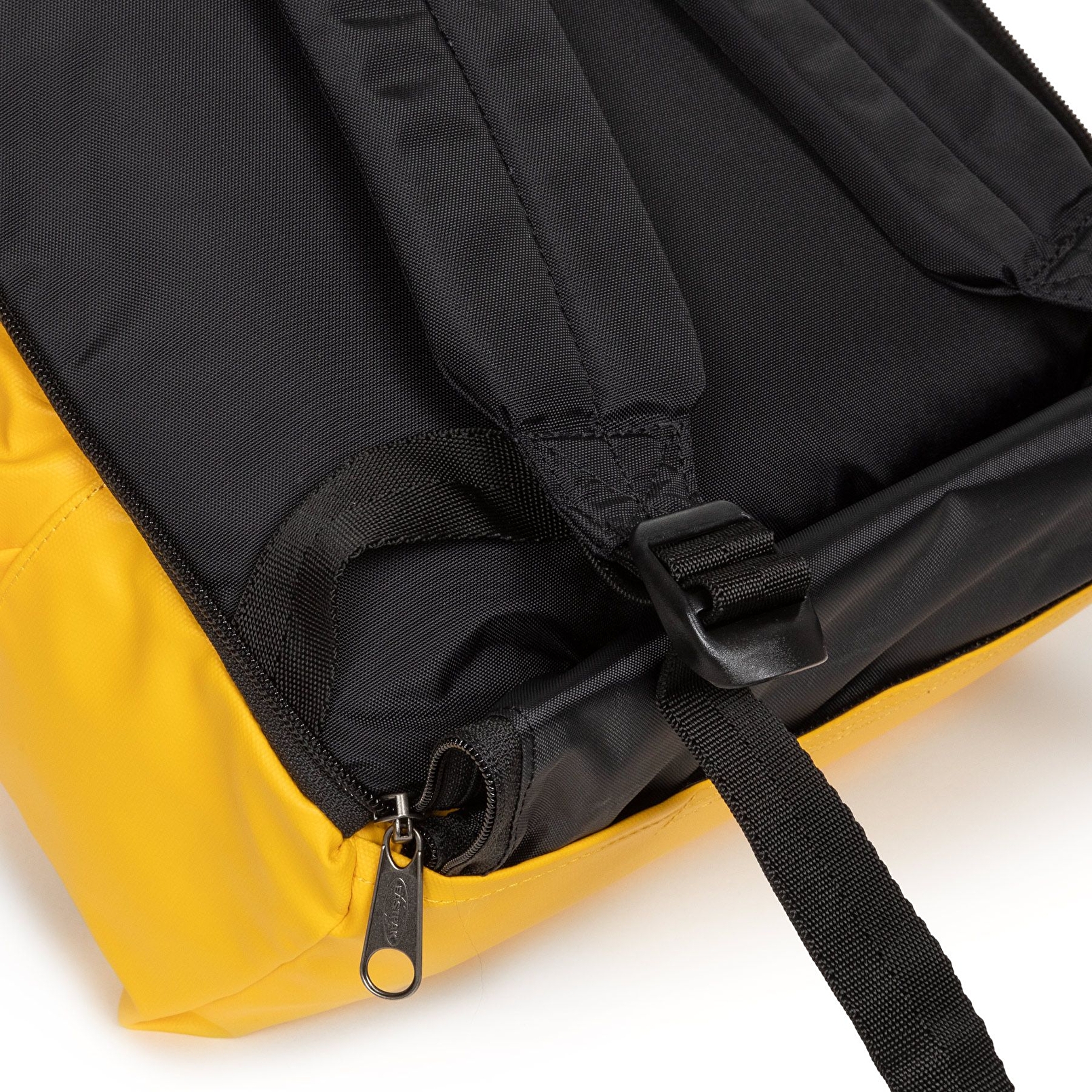 Eastpak UP ROLL BIKE TARP YOLK SIRT ÇANTASI