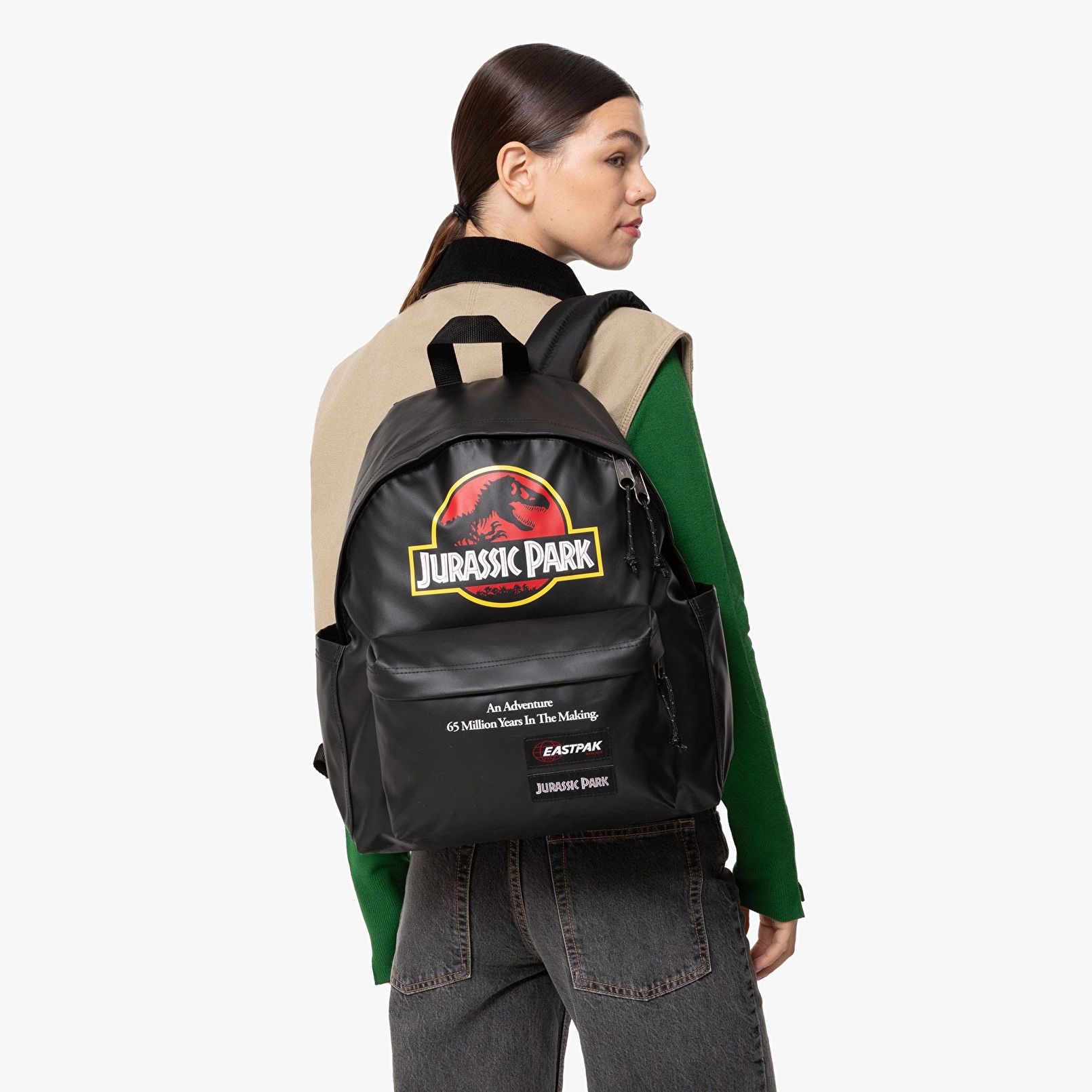 Eastpak JURASSIC PARK X EASTPAK DAY PAK'R JP POSTER SIRT ÇANTASI