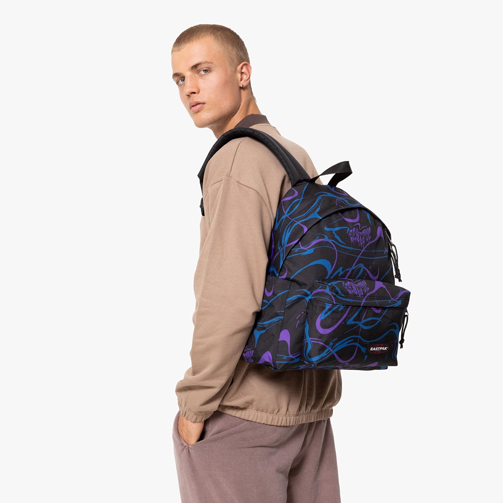 Eastpak DAY PAK'R TRASHY SKATE BLACK SIRT ÇANTASI