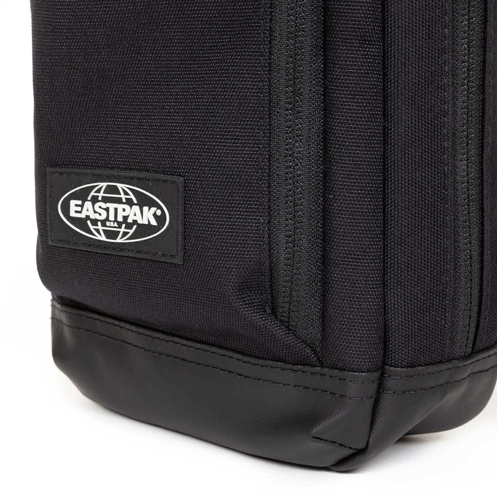 Eastpak ICON SLING ON BLACK SIRT ÇANTASI