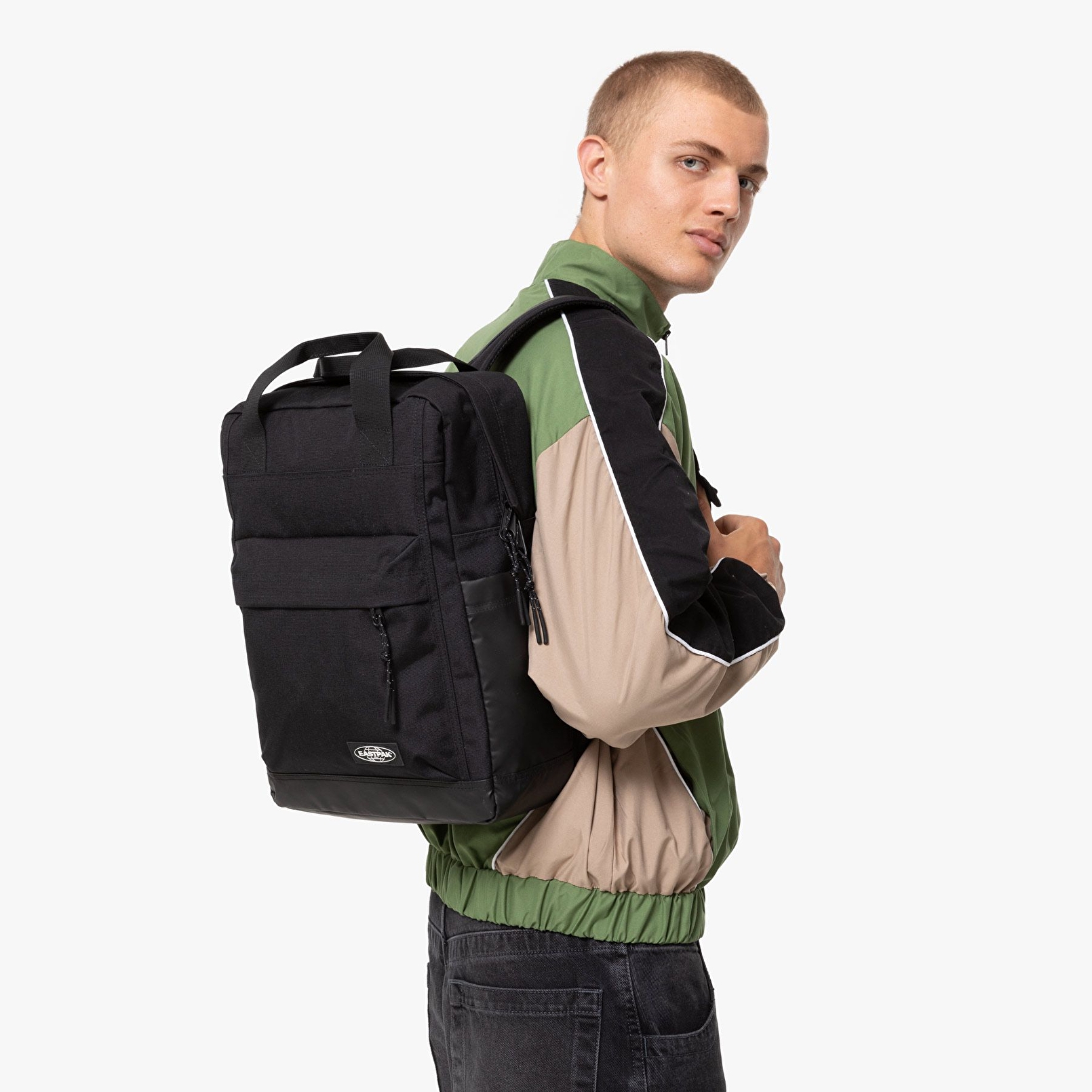 Eastpak ICON TOTEPACK ON BLACK SIRT ÇANTASI
