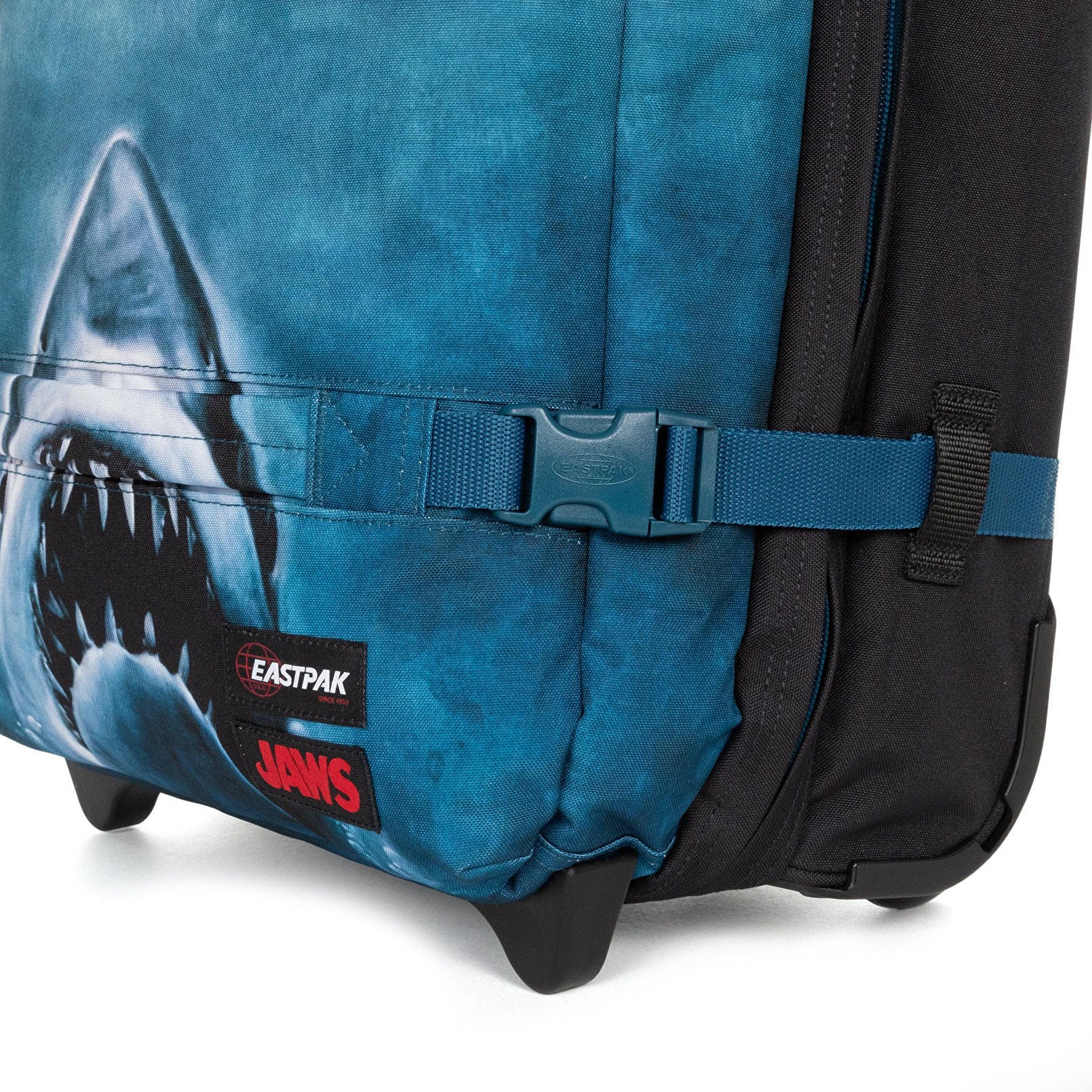 Eastpak JAWS X EASTPAK TRANSIT'R S JAWS POSTER TEKERLEKLİ VALİZ