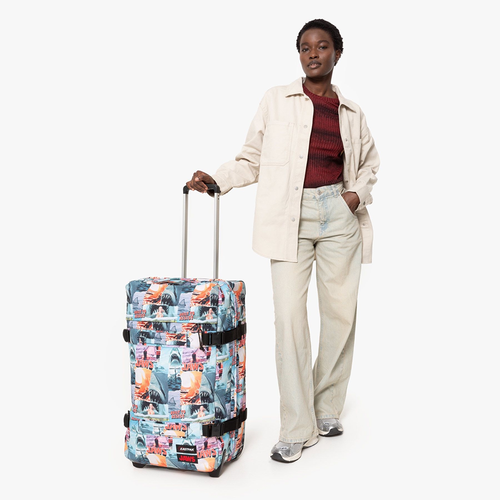Eastpak JAWS X EASTPAK TRANSIT'R M JAWS PRINT TEKERLEKLİ VALİZ