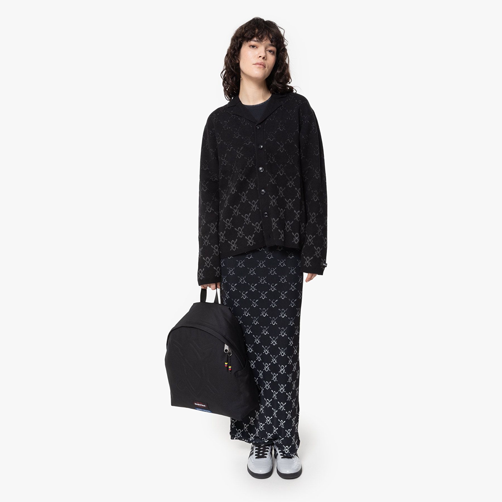 Eastpak DAILY PAK'R DP BLACK SIRT ÇANTASI