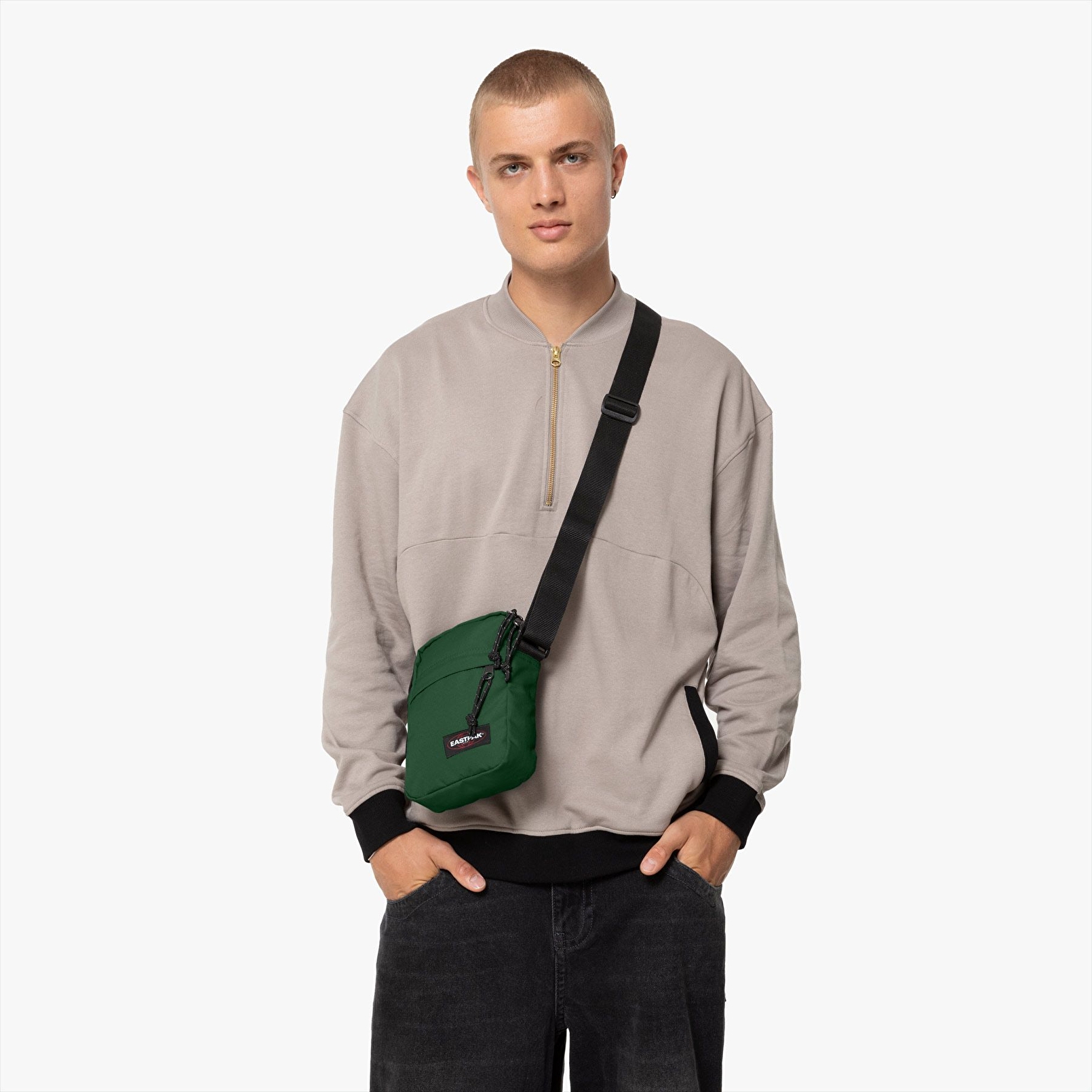 Eastpak THE ONE BRISTLE GREEN OMUZ ÇANTASI
