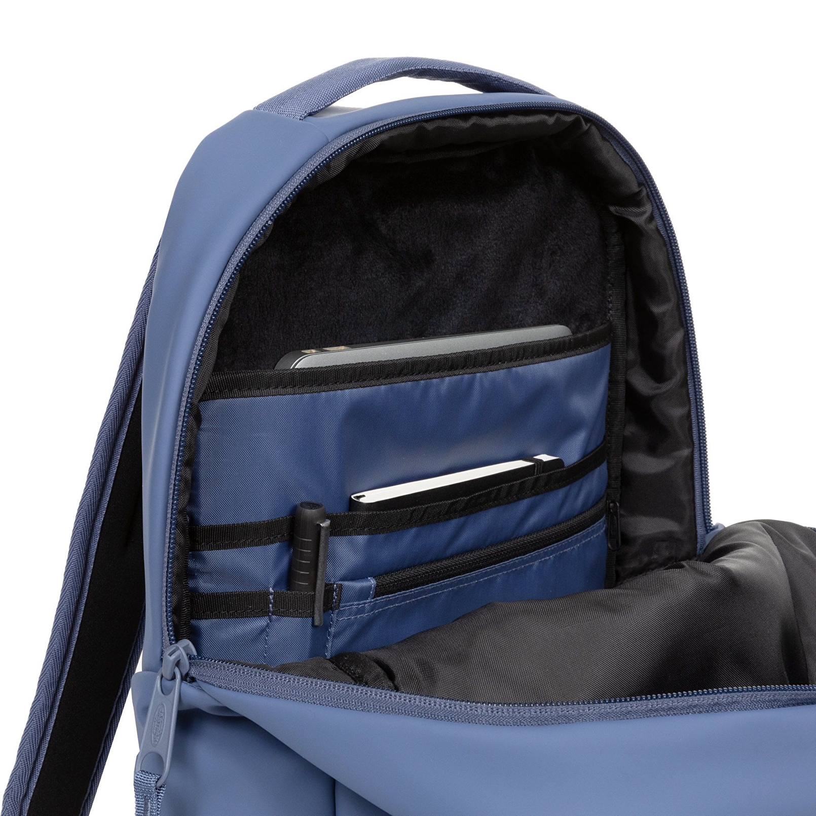 Eastpak TECUM F CNNCT F MATTE INDIGO SIRT ÇANTASI