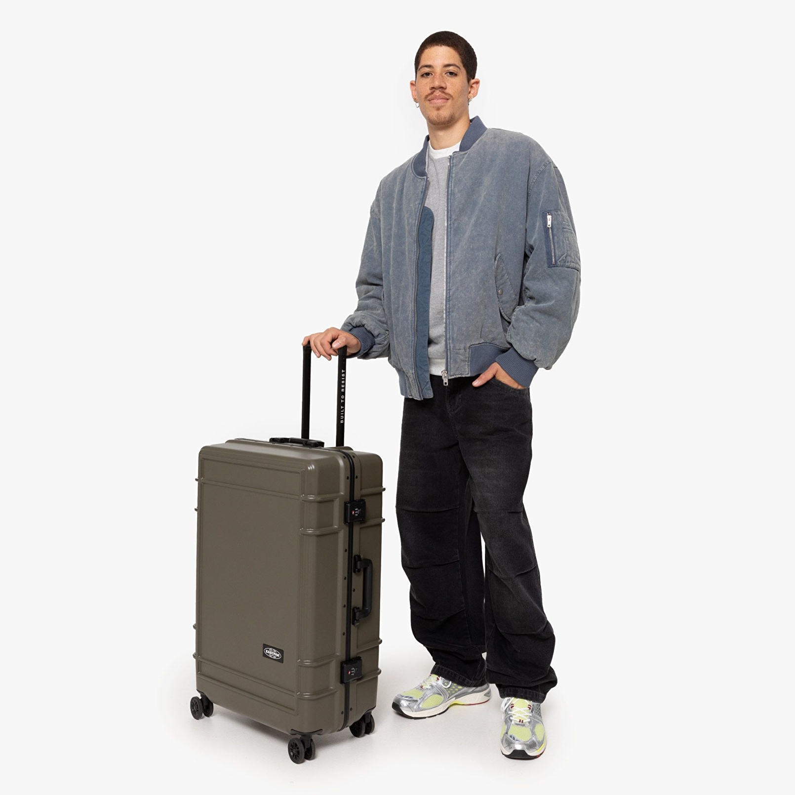 Eastpak RESIST'R CASE L ARMY OLIVE TEKERLEKLİ VALİZ