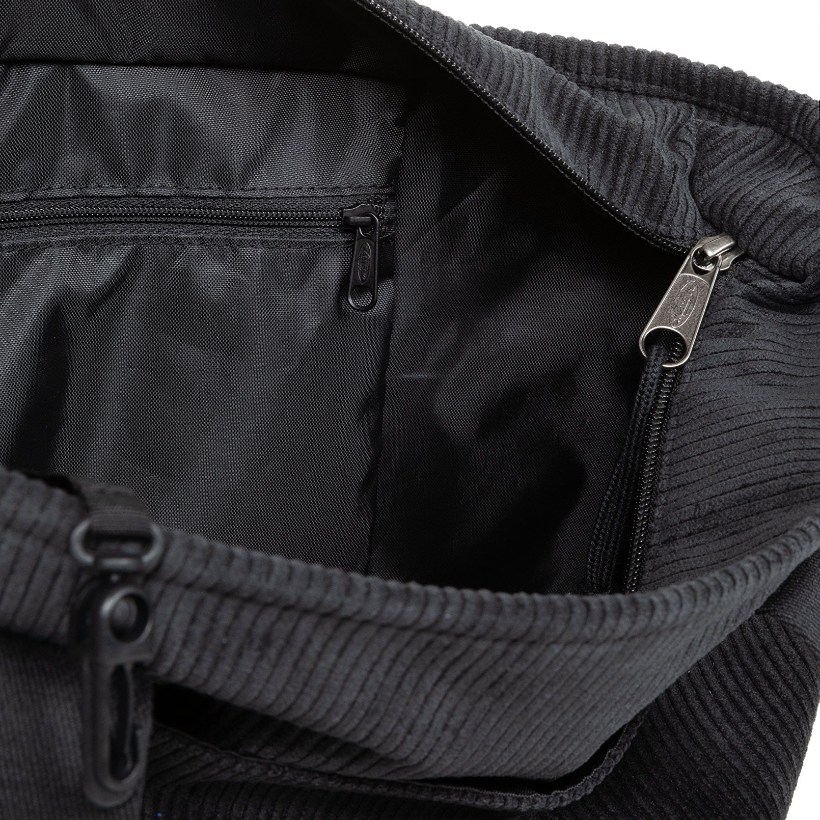 Eastpak SHOPP'R TOTE RIBS BLACK OMUZ ÇANTASI