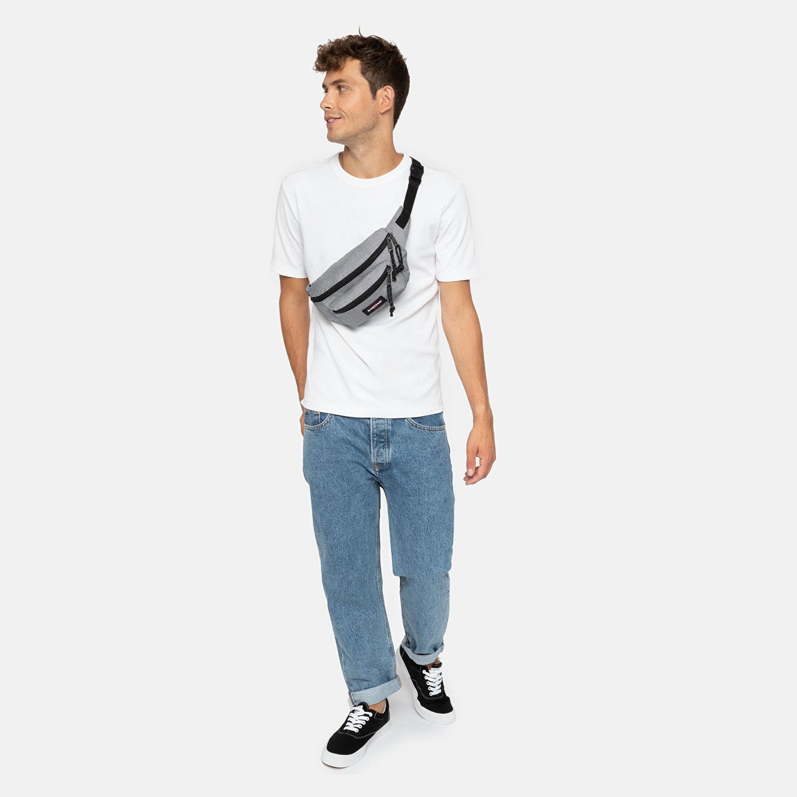 Eastpak DOGGY BAG SUNDAY GREY BEL ÇANTASI