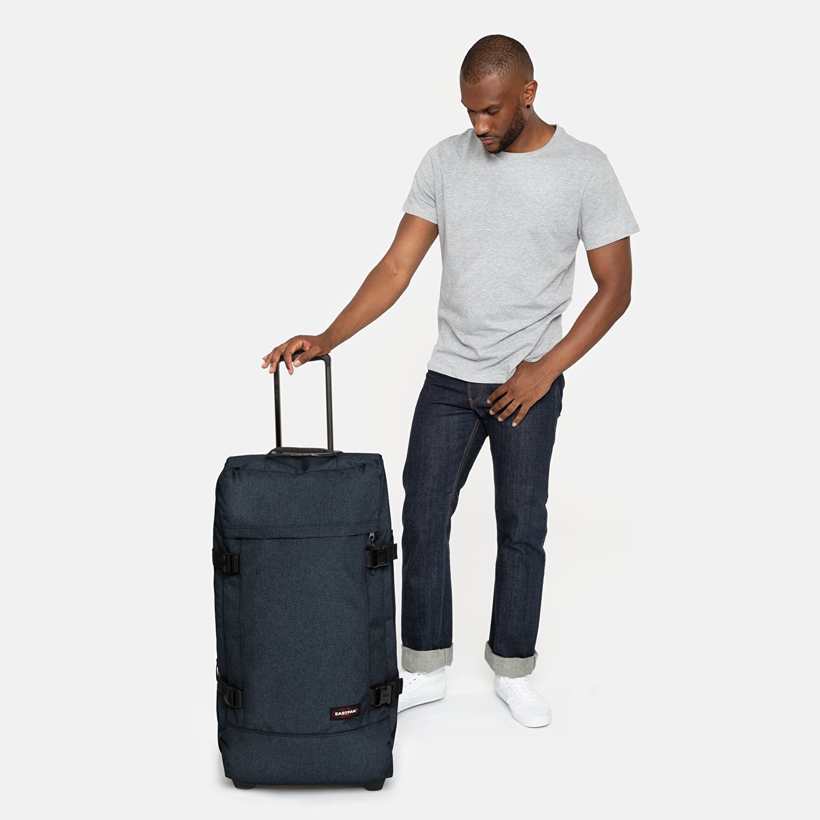 Eastpak TRANVERZ L TRIPLE DENIM TEKERLEKLİ VALİZ