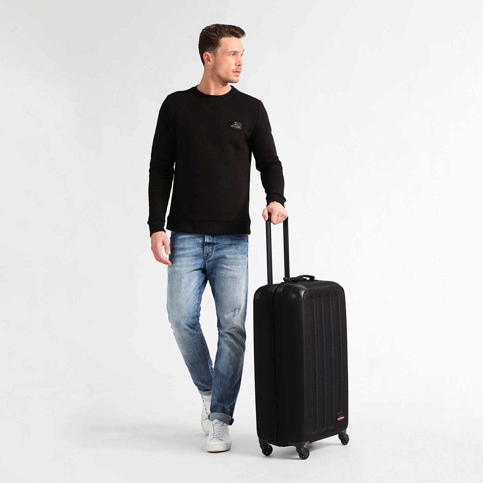 Eastpak TRANZSHELL L BLACK TEKERLEKLİ VALİZ