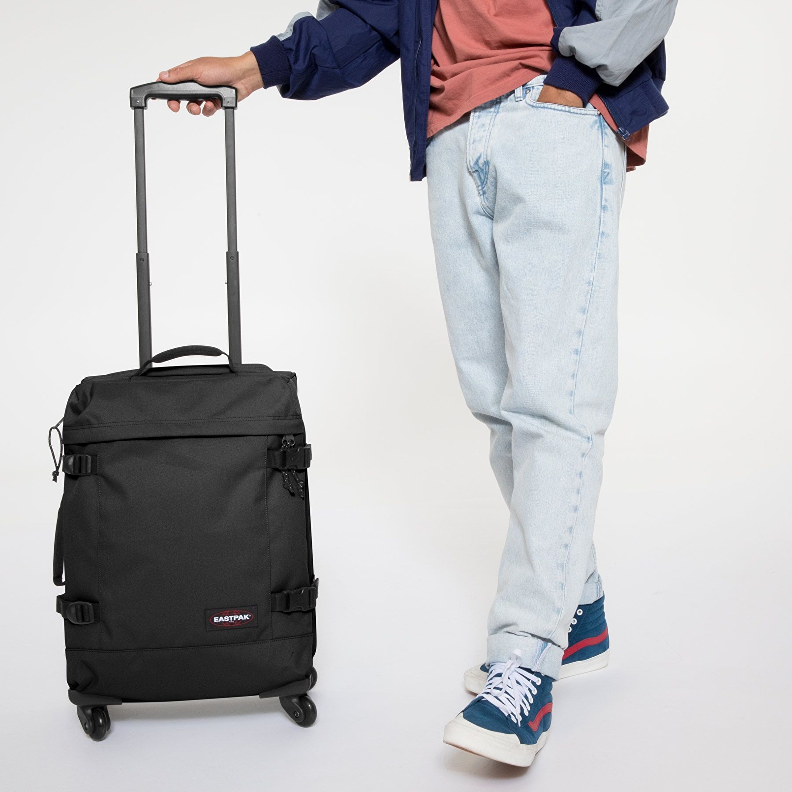 Eastpak TRANS4 S BLACK TEKERLEKLİ VALİZ
