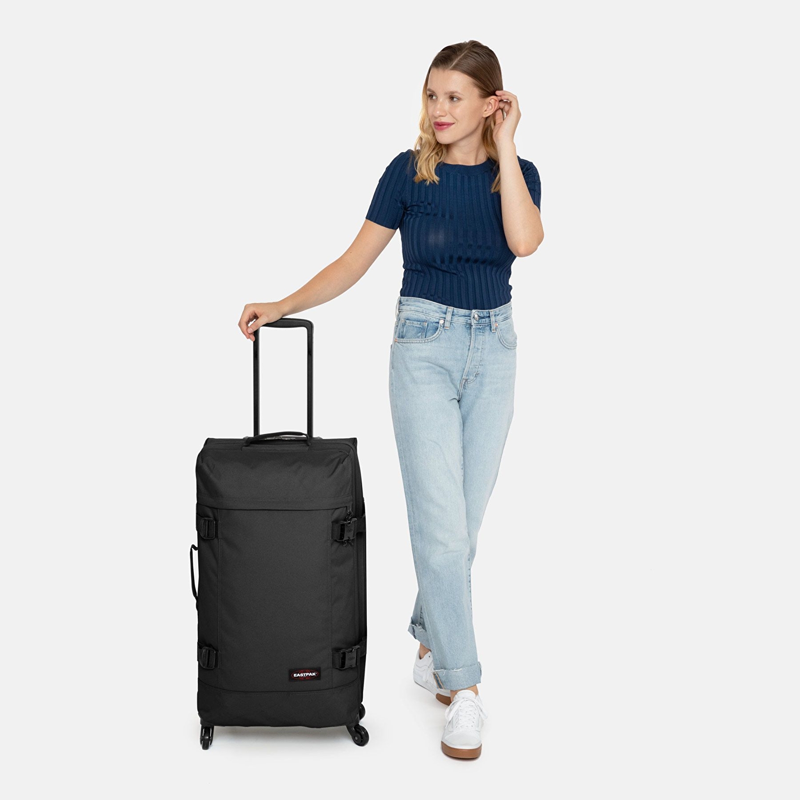 Eastpak TRANS4 L BLACK TEKERLEKLİ VALİZ