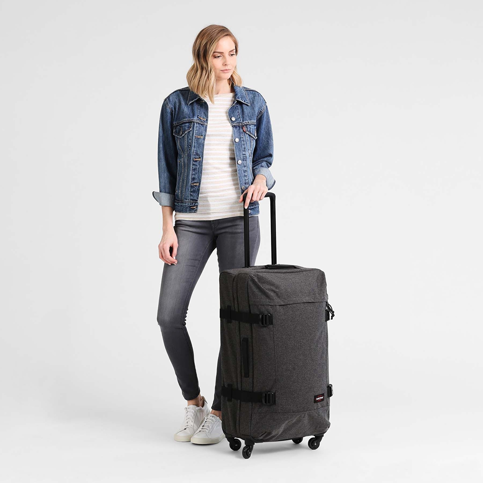 Eastpak TRANS4 L BLACK DENIM TEKERLEKLİ VALİZ