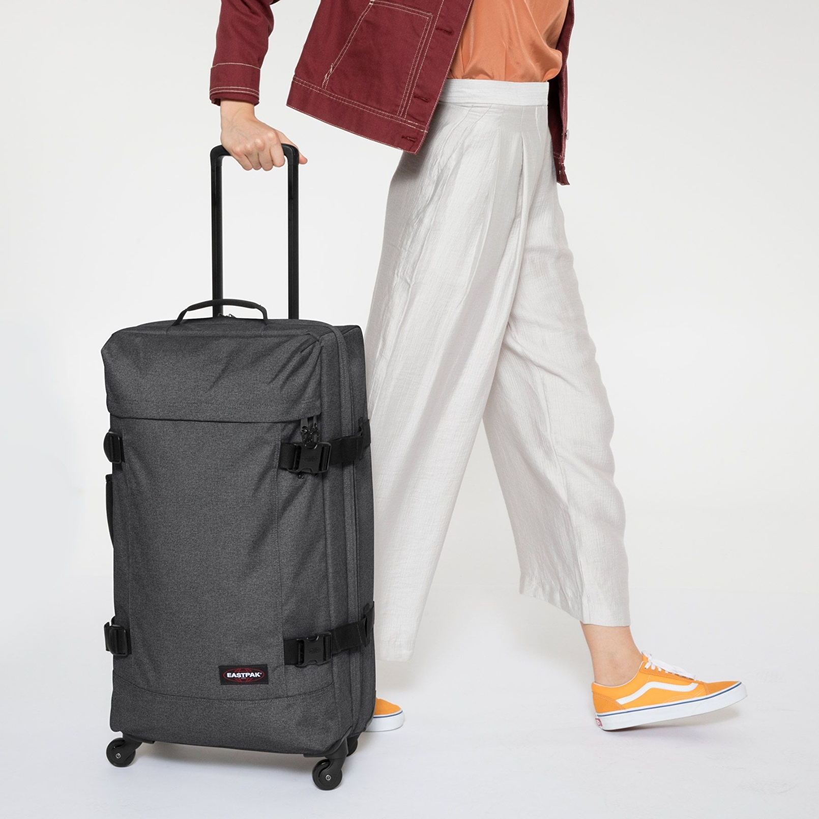 Eastpak TRANS4 L BLACK DENIM TEKERLEKLİ VALİZ