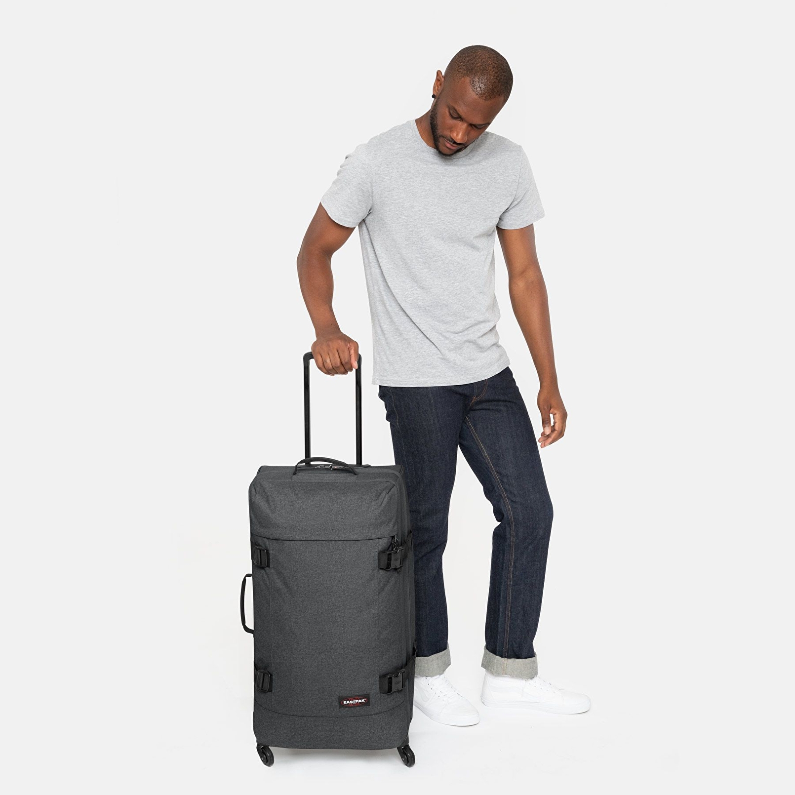 Eastpak TRANS4 L BLACK DENIM TEKERLEKLİ VALİZ