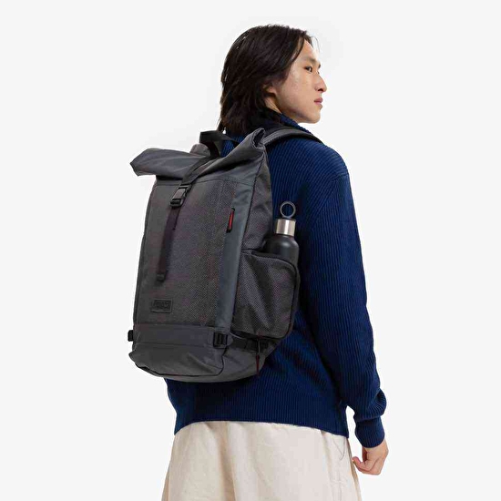 Eastpak TECUM ROLL CNNCT ACCENT GREY SIRT ÇANTASI