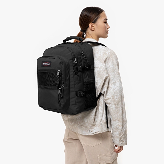 Eastpak SUPLYER BLACK SIRT ÇANTASI