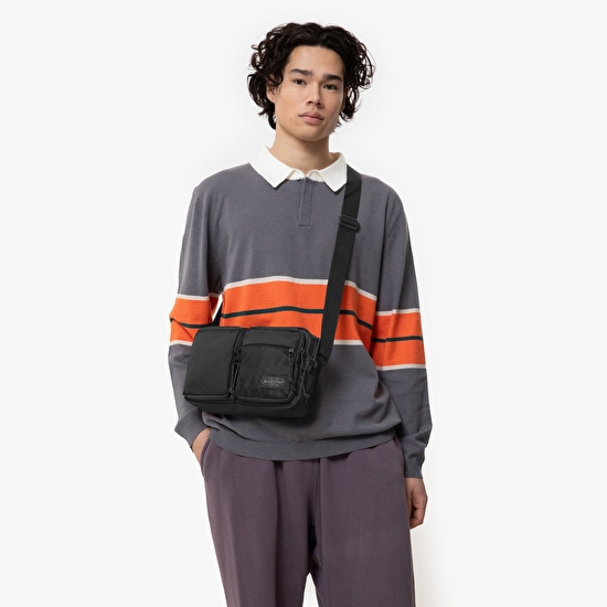 Eastpak DOUBLE CROS BLACK OMUZ ÇANTASI