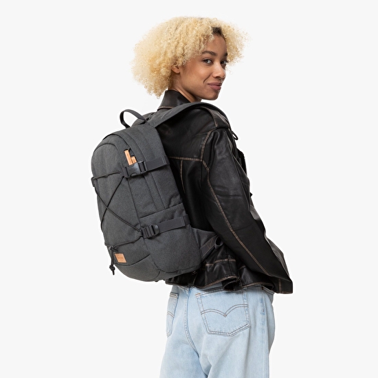 Eastpak GERYS S CS BLACK DENIM2 SIRT ÇANTASI