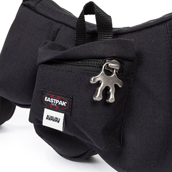 Eastpak AVAVAV X EASTPAK AV MINI BAG AVAVAV BLACK MİNİ ÇANTA