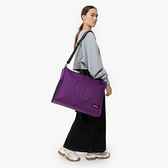 Eastpak TELFAR X EASTPAK TELFAR SHOPPER L TELFAR PURPLE OMUZ ÇANTASI