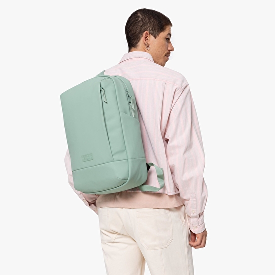 Eastpak TECUM F CNNCT F FROST SIRT ÇANTASI