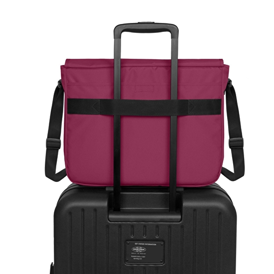Eastpak DELEGATE + WINE BURGUNDY OMUZ ÇANTASI
